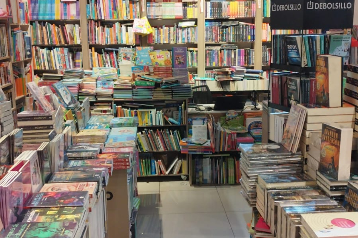 Trayecto Bookstore