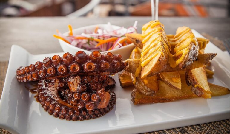 LA ISLA TERRAZA RESTO BAR